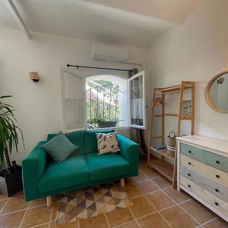 Cosy Studio - Place Du Figuier Bormes-les-Mimosas Zewnętrze zdjęcie