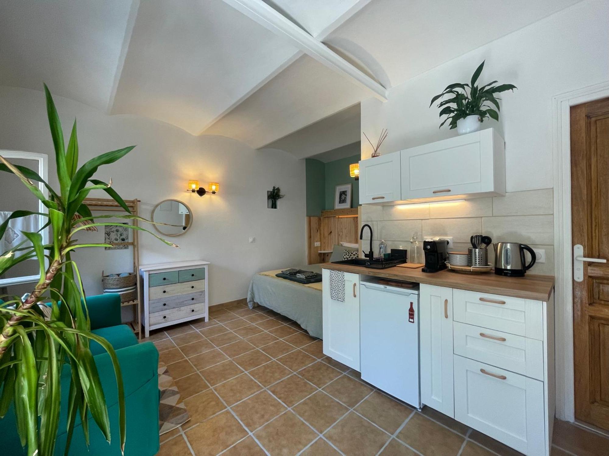Cosy Studio - Place Du Figuier Bormes-les-Mimosas Zewnętrze zdjęcie